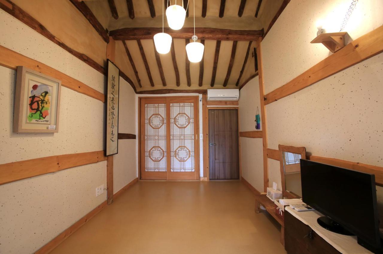 Hanok Madang Чонджу Екстер'єр фото