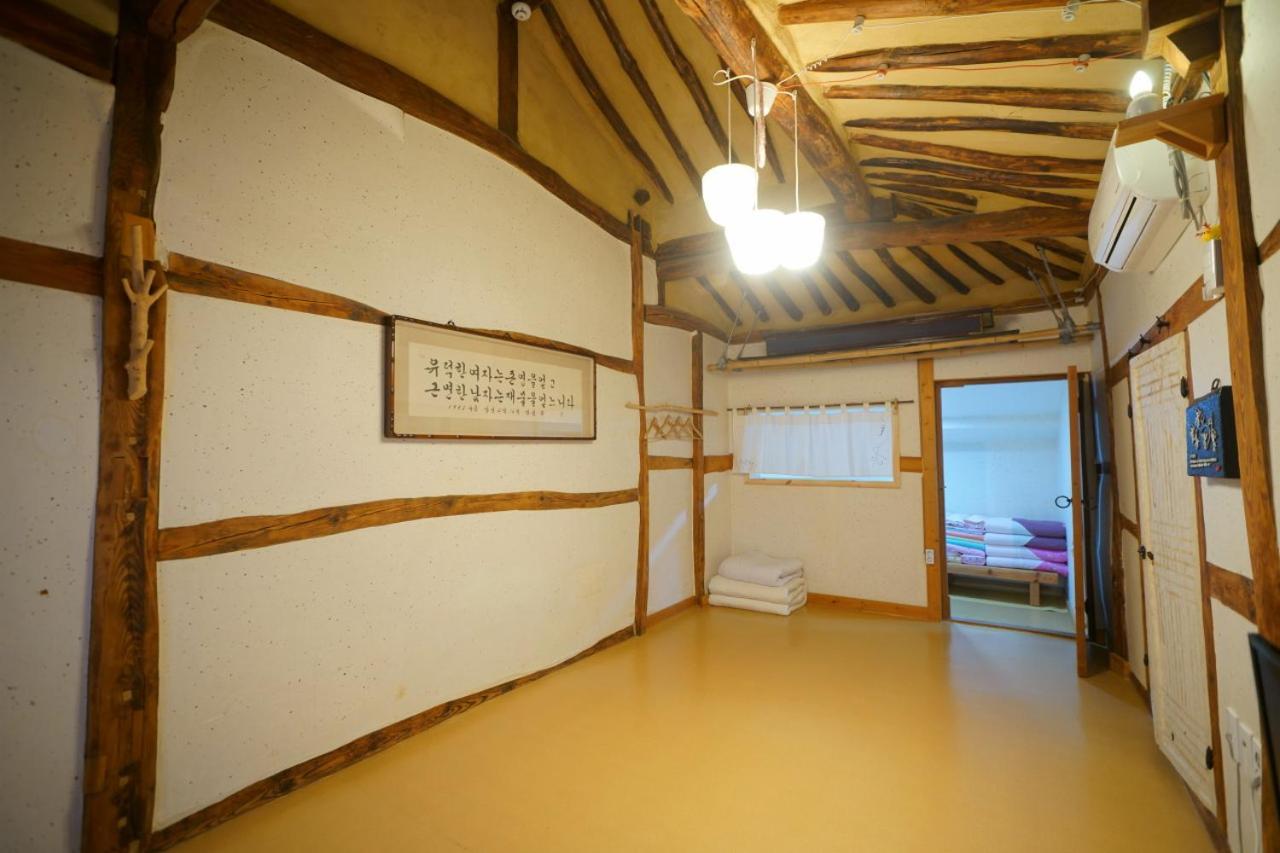 Hanok Madang Чонджу Екстер'єр фото
